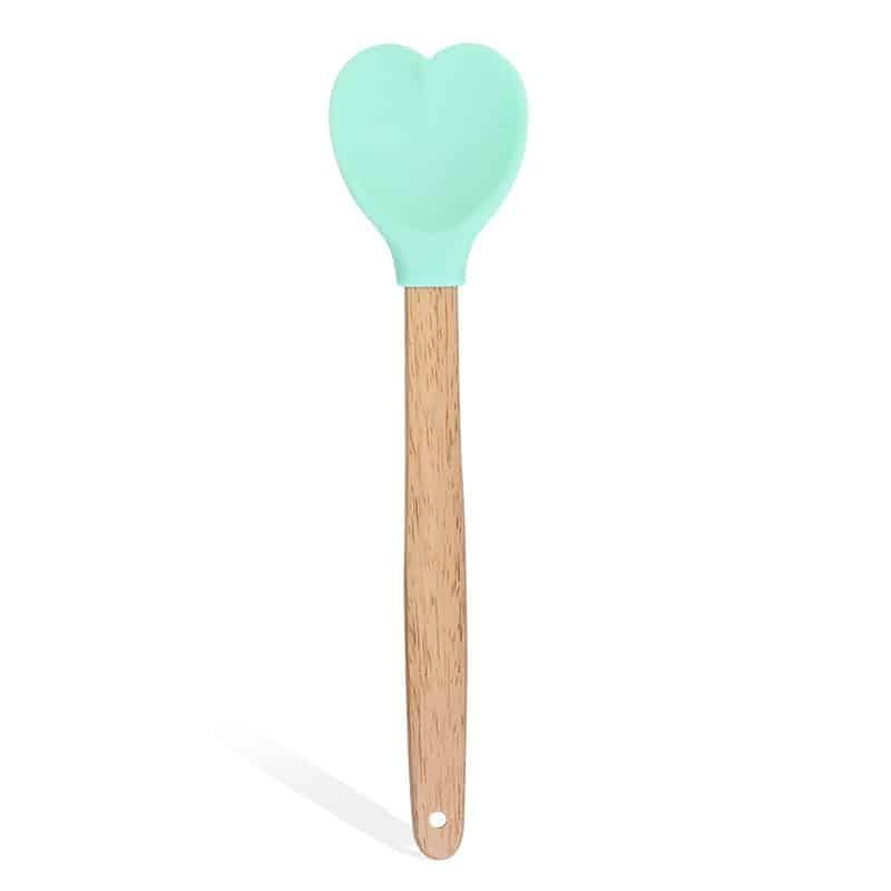 Heart-Shaped Silicone Stirring Spoon Ice Cream Scoop with Wooden Handle Heat Insulation Nonstick Baking Stick Kitchen Accessorie