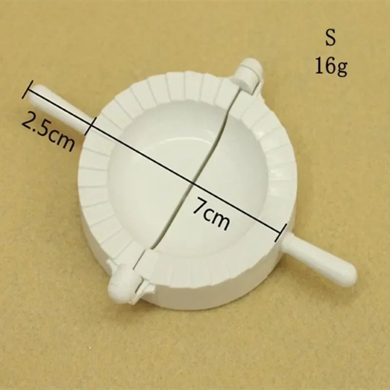 Plastic Dumplings Maker Mold Hand Dough Press Dumpling Clip DIY Ravioli Pie Mould Maker Cooking Accessories Kitchen Pastry Tools