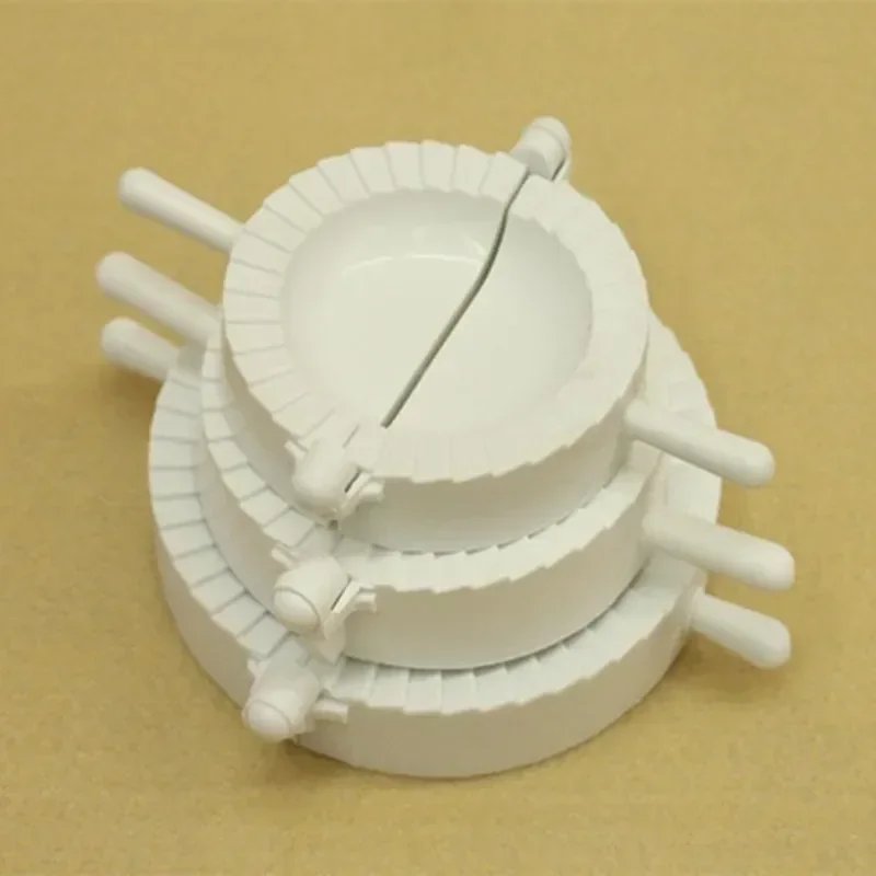 Plastic Dumplings Maker Mold Hand Dough Press Dumpling Clip DIY Ravioli Pie Mould Maker Cooking Accessories Kitchen Pastry Tools