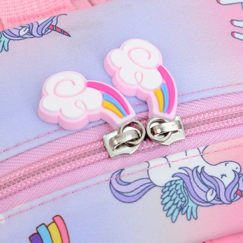 A girl's super pretty unicorn decorative pattern fashion trend children's backpack suitable for school and everyday use
