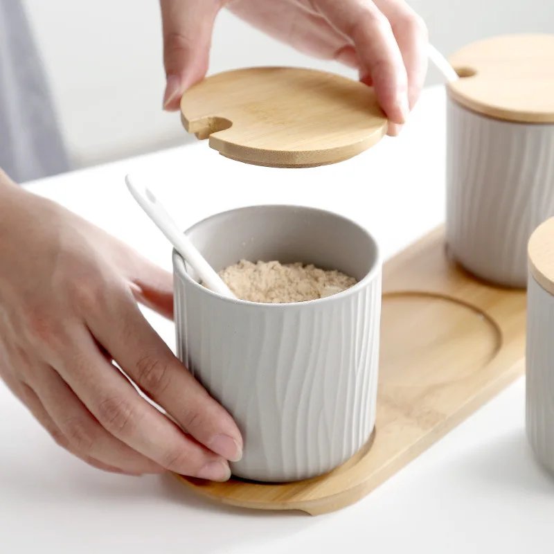 Ceramic Seasoning Jars with Wooden Lid Salt Shakers Kitchen Supplies White Spice Organizer Canister Spoon Set White Sugar Box Ceramic Seasoning Jars with Wooden Lid Salt Shakers Kitchen Supplies White Spice Organizer Canister Spoon Set White Sugar Box